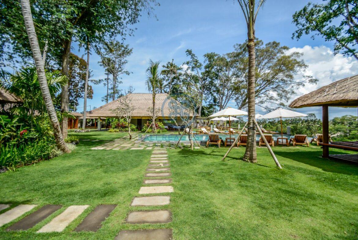 10 bedrooms hotel retreat hillside sunset ubud for sale rent 13 2 scaled