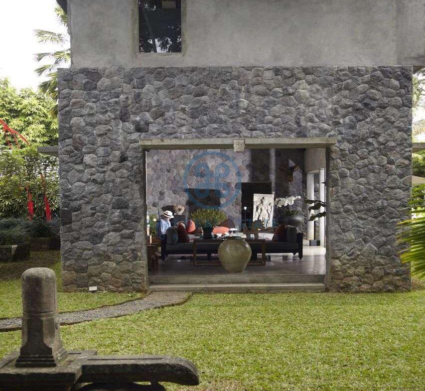 2 bedrooms villa estate river view ubud for sale rent 38