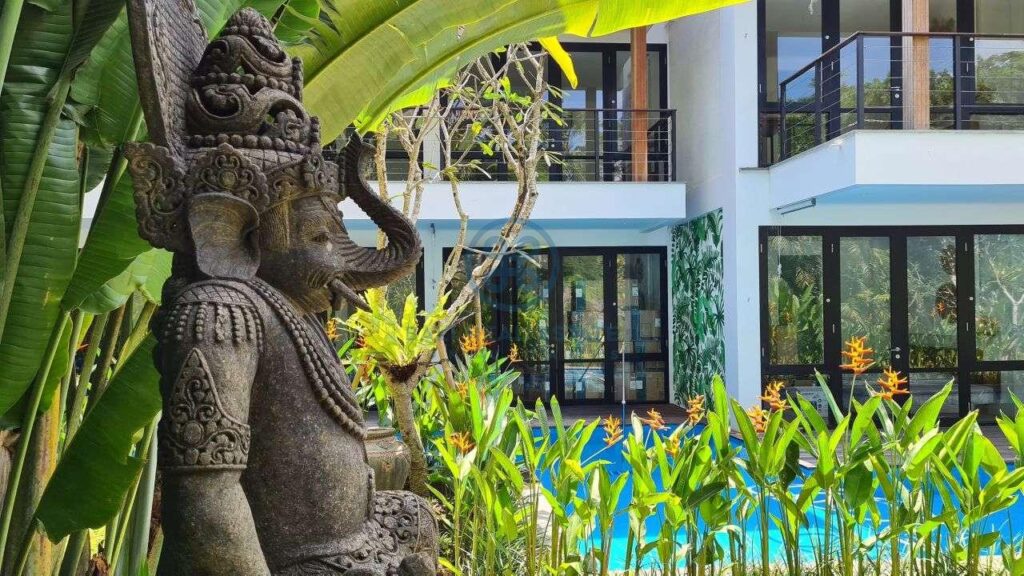 26 bedrooms modern villa investment ubud for sale rent 27