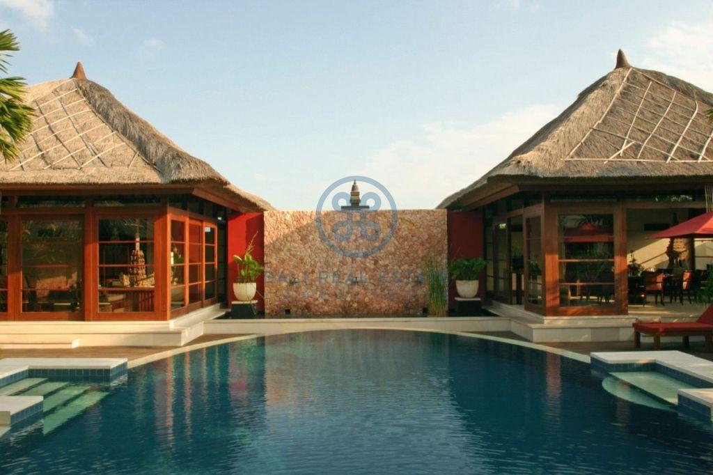 3 bedroom project villa seminyak for sale rent 13