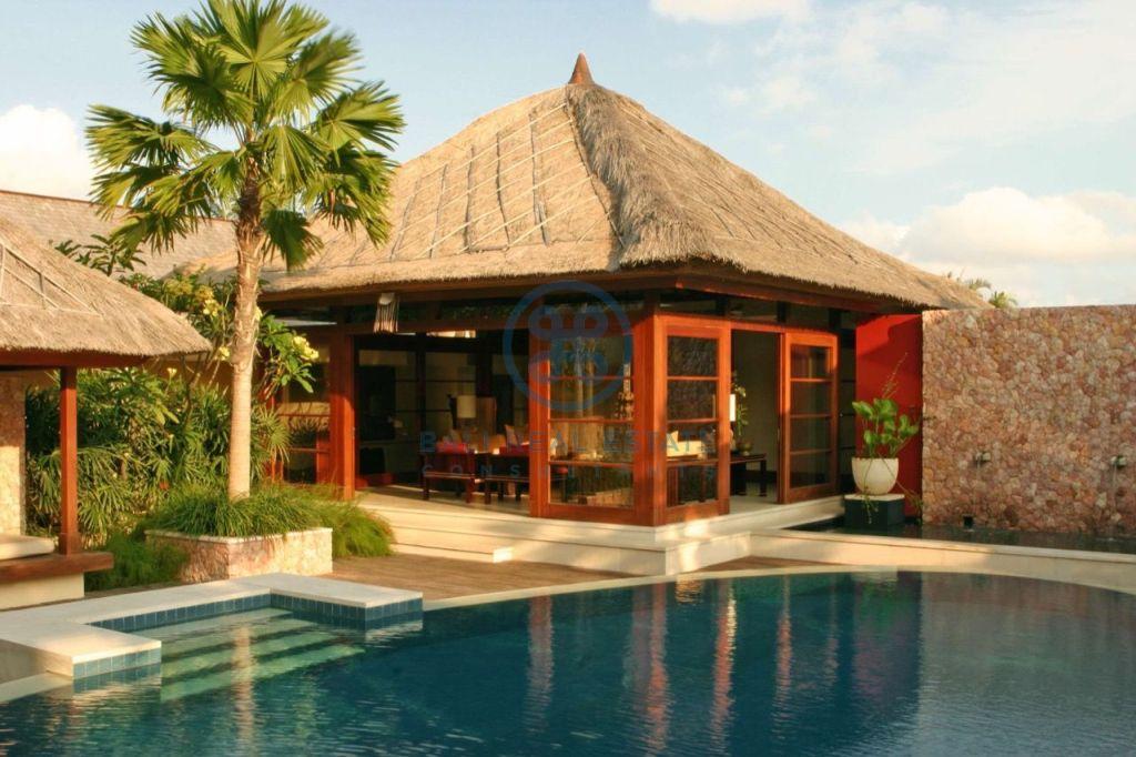 3 bedroom project villa seminyak for sale rent 3