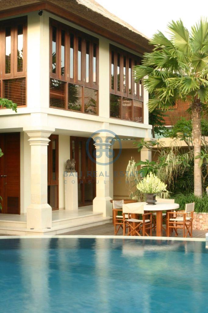 3 bedroom project villa seminyak for sale rent 5