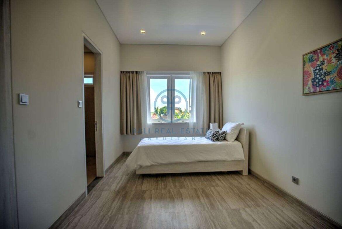 4 bedroom villa beachside sanur for sale rent 13