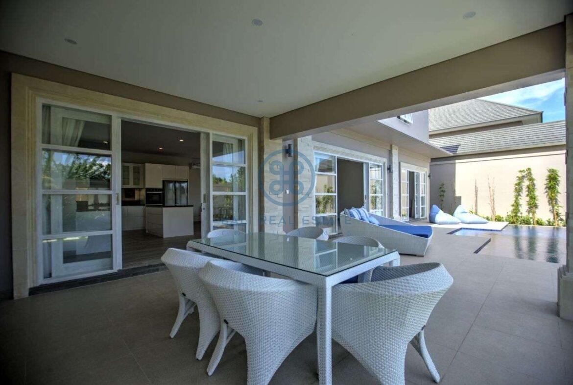 4 bedroom villa beachside sanur for sale rent 2