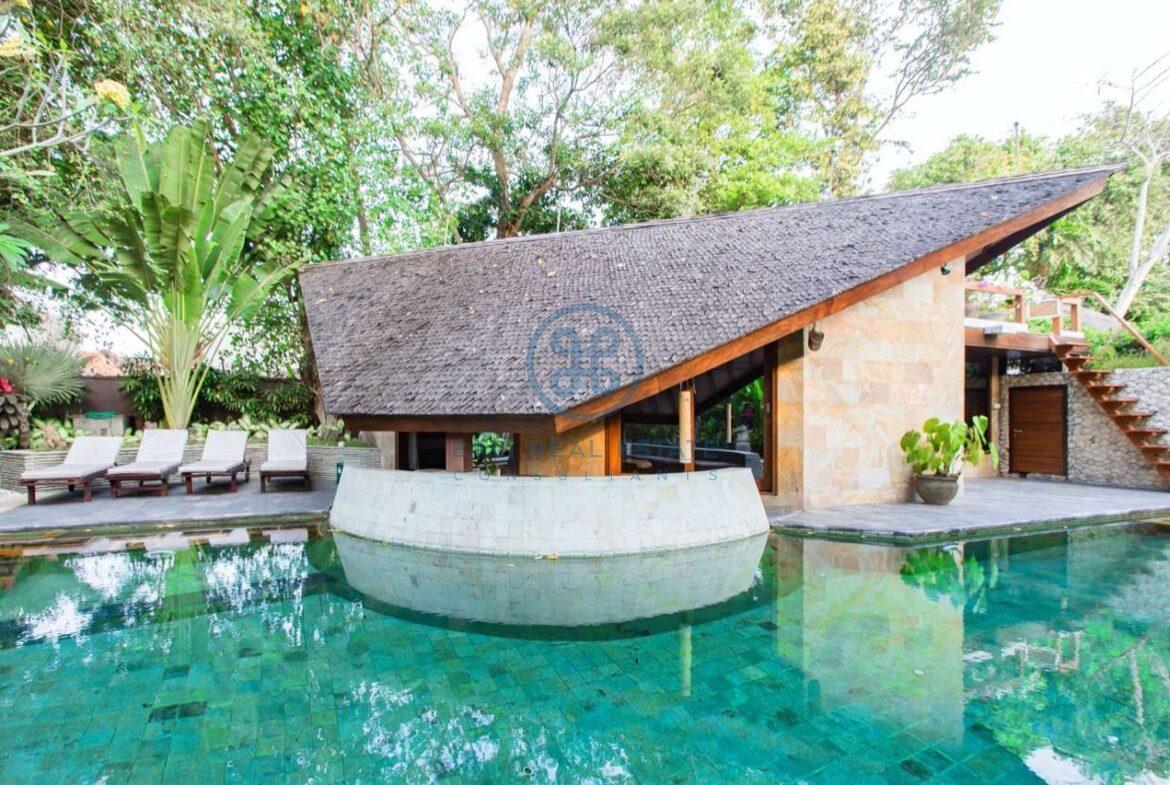 4 bedrooms designer villa seminyak for sale rent 19 scaled