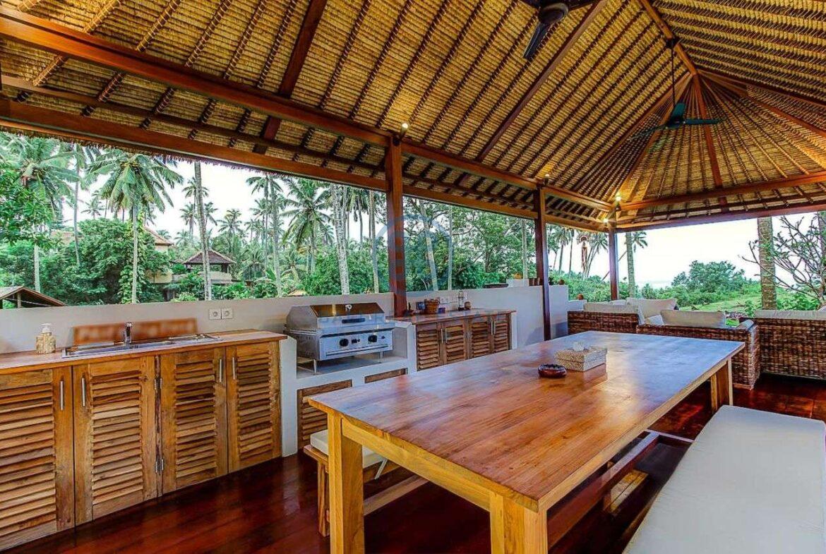 4 bedrooms villa seaside balian for sale rent 19