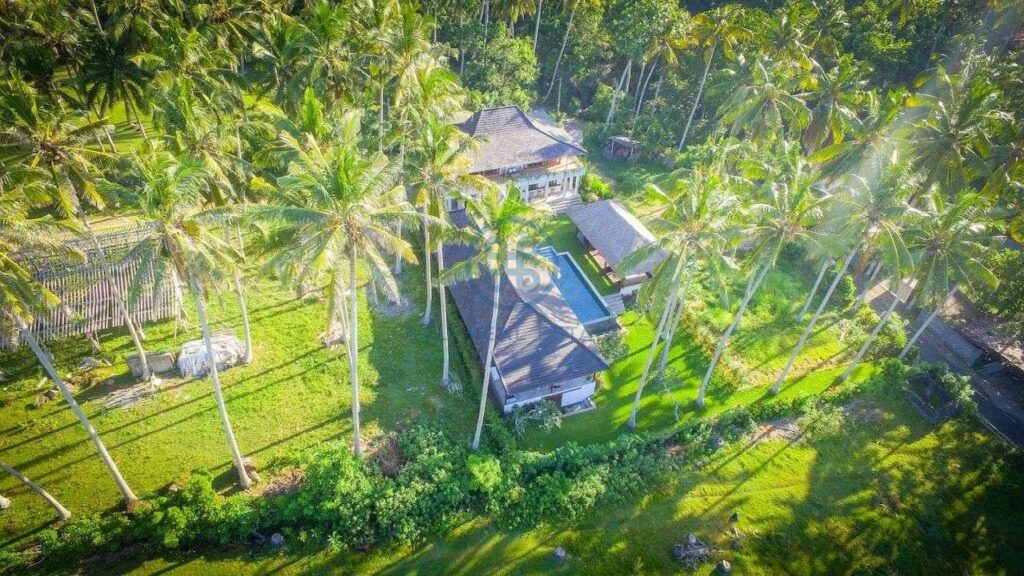 4 bedrooms villa seaside balian for sale rent 3