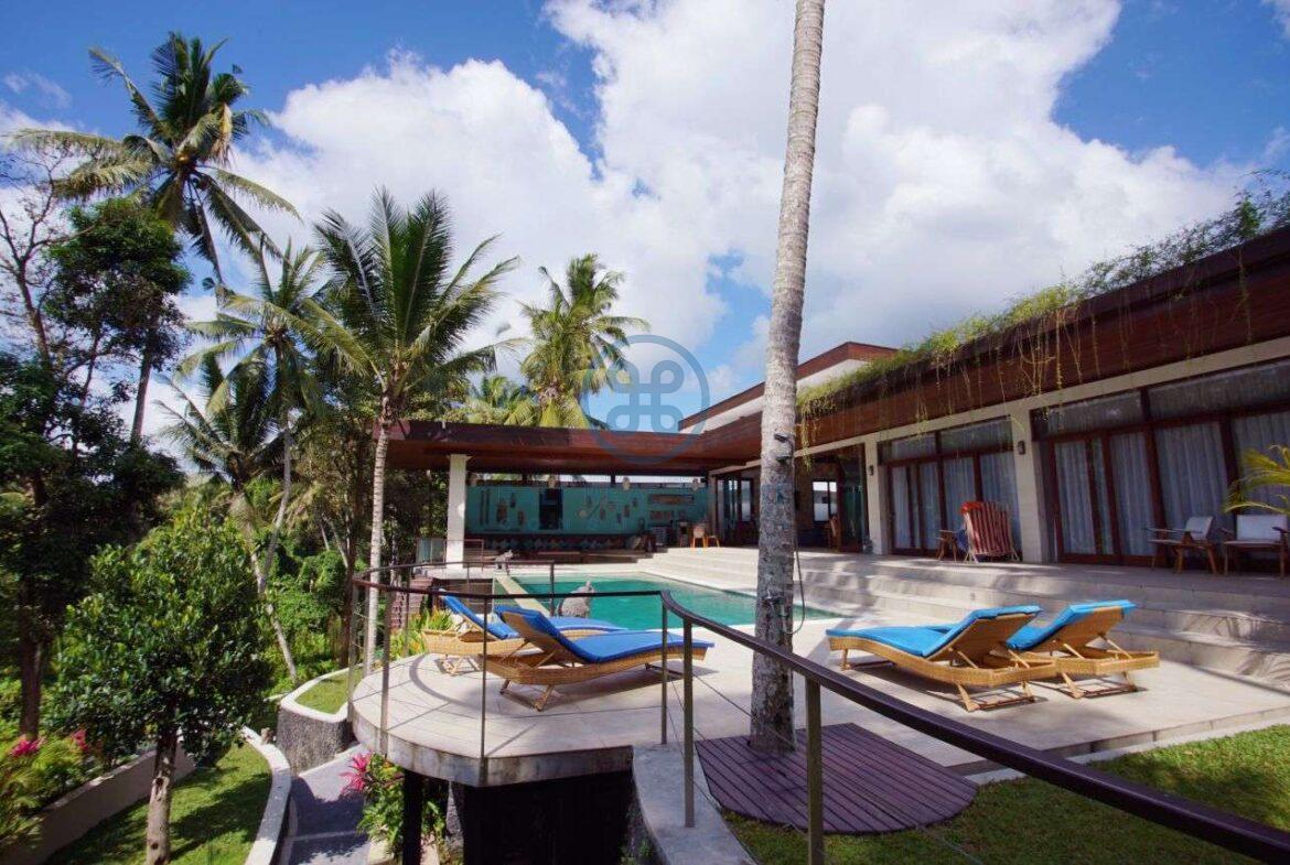 4 bedrooms villa with professional music studio ubud for sale rent 6