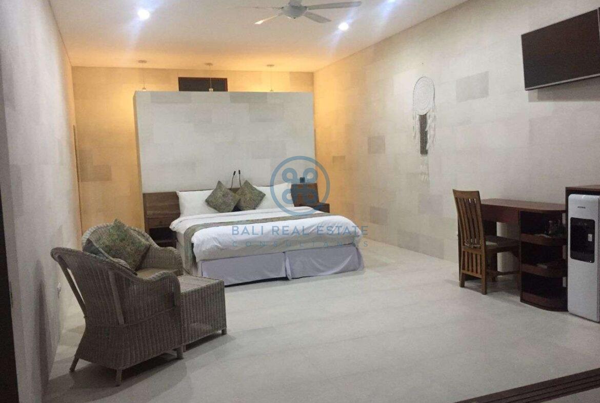 4 bedrooms villa with professional music studio ubud for sale rent 8