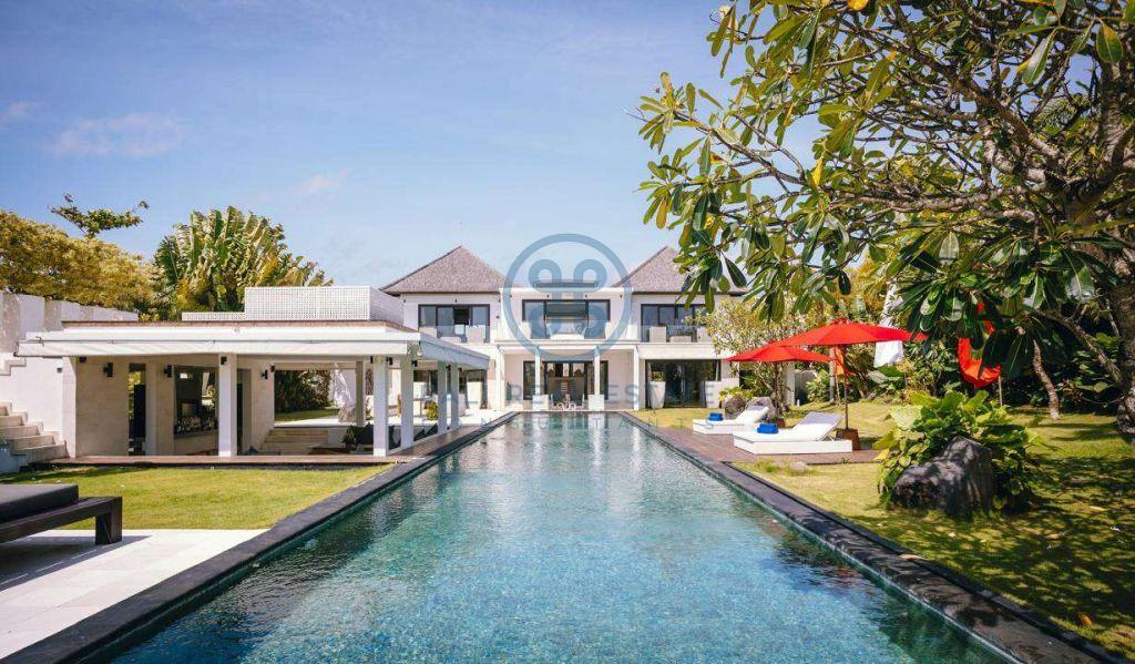 5 bedrooms contemporary seaside villa bali cemagi for sale rent 1