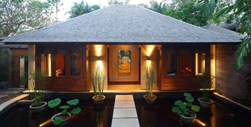 Villas bedroom boutique hotel in canggu for sale