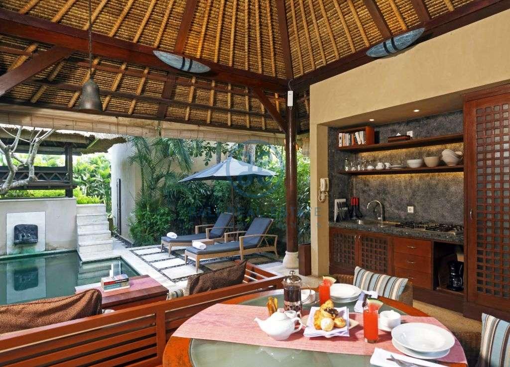 Villas bedroom boutique hotel in canggu for sale