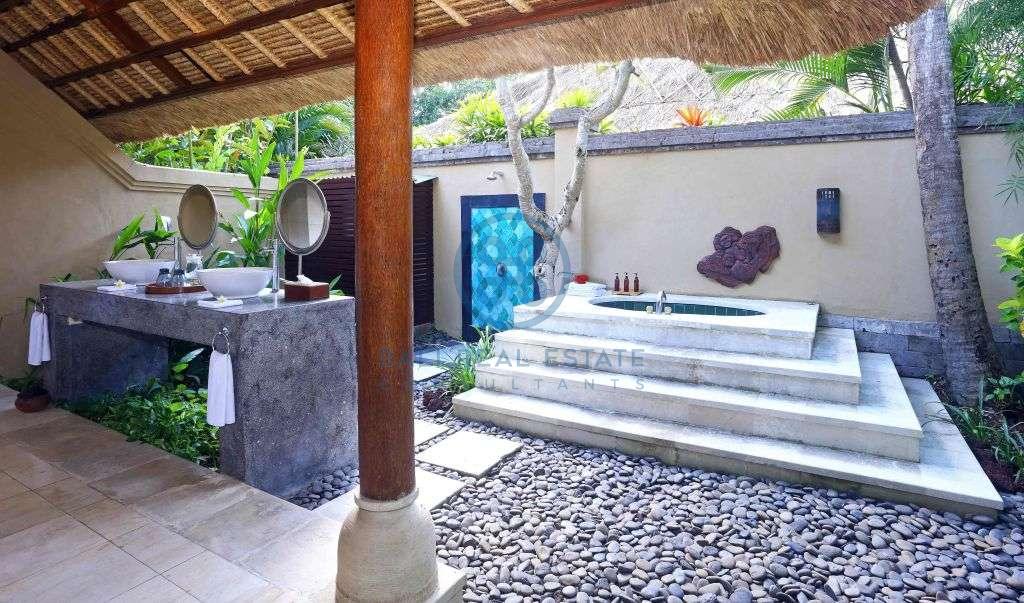 Villas bedroom boutique hotel in canggu for sale