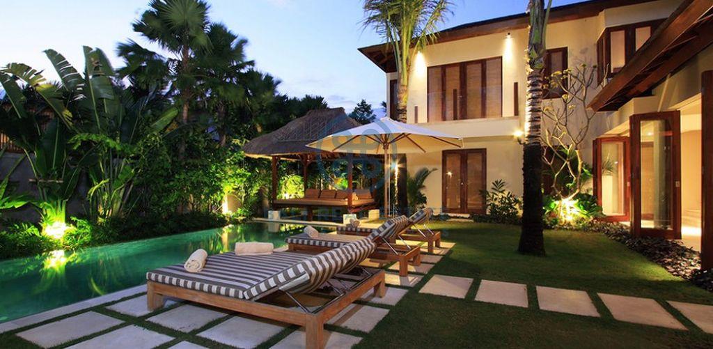 bedroom medern villa seminyak for sale rent