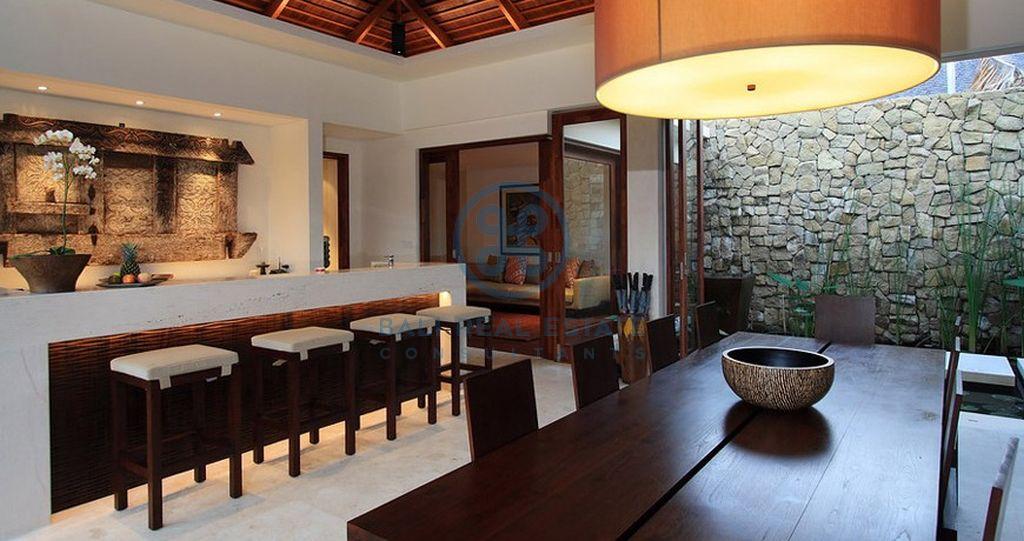 bedroom medern villa seminyak for sale rent