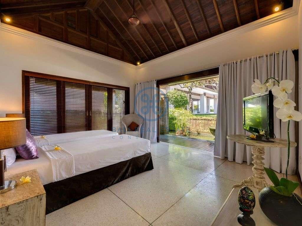 bedroom residence pererenan for sale rent