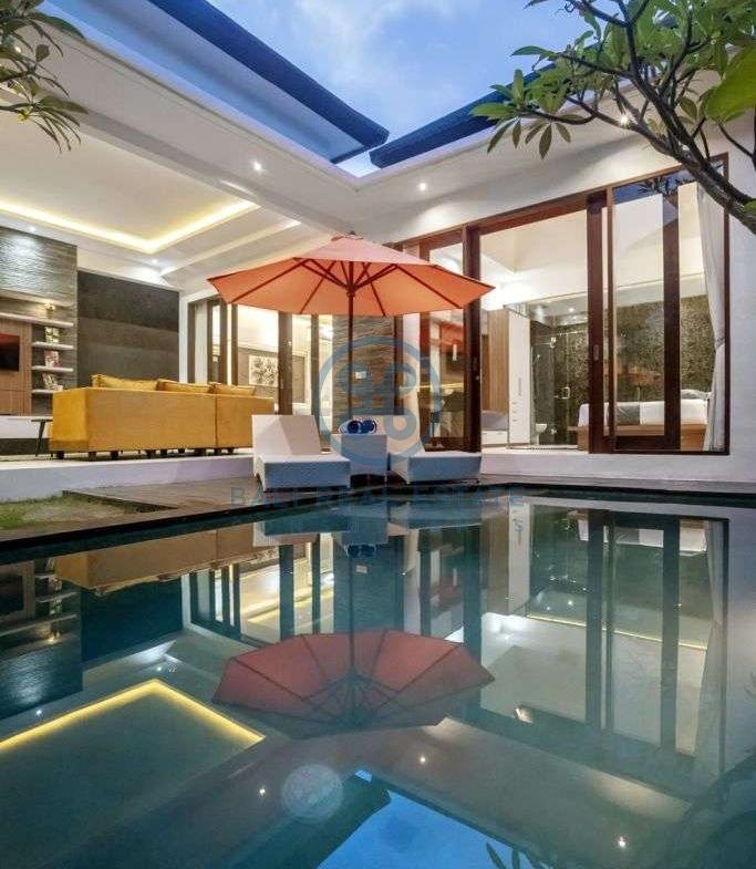 bedroom villa in seminyak for sale rent