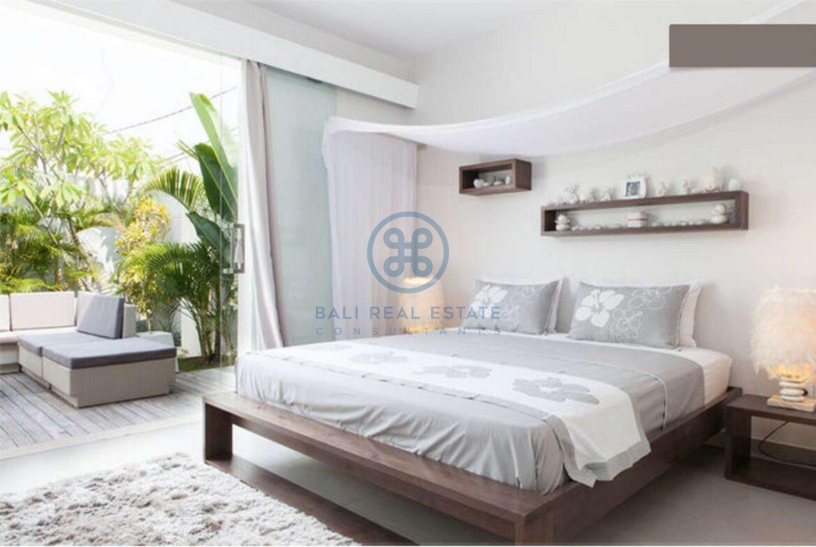 bedrooms villa garden view seminyak for sale rent