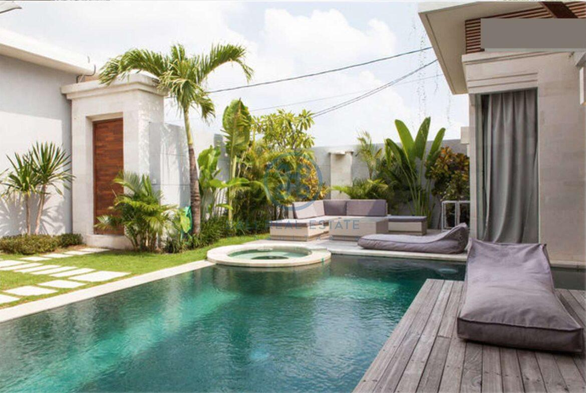 bedrooms villa garden view seminyak for sale rent