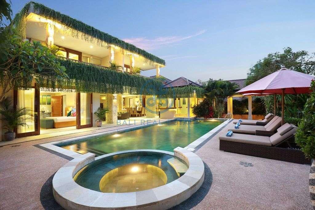 bedrooms villa garden pool view canggu for sale rent