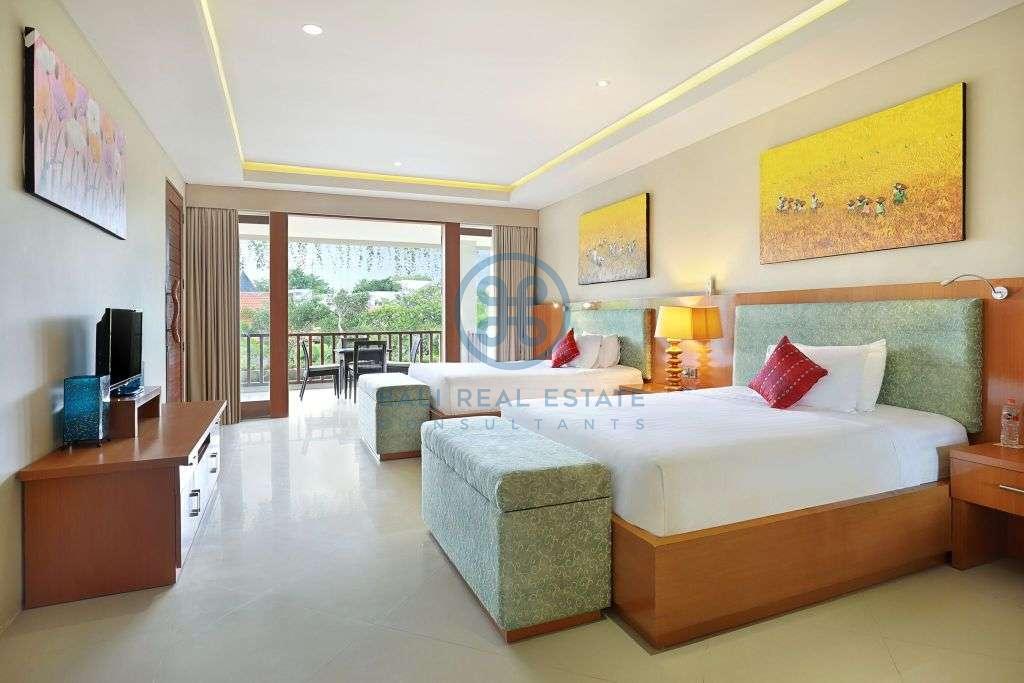 bedrooms villa garden pool view canggu for sale rent