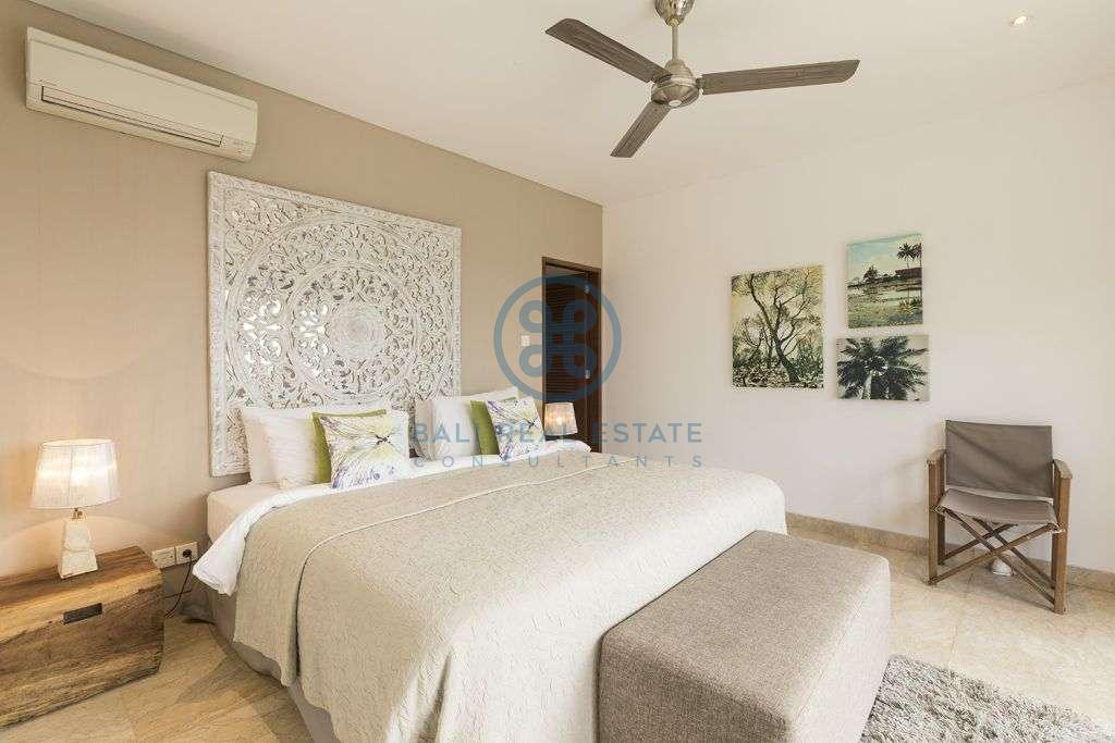 bedrooms villa ocean view bukit for sale rent