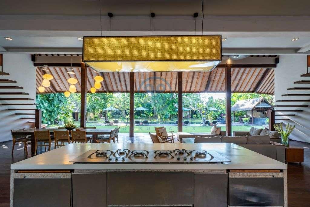 bedrooms villa estate view canggu for sale rent
