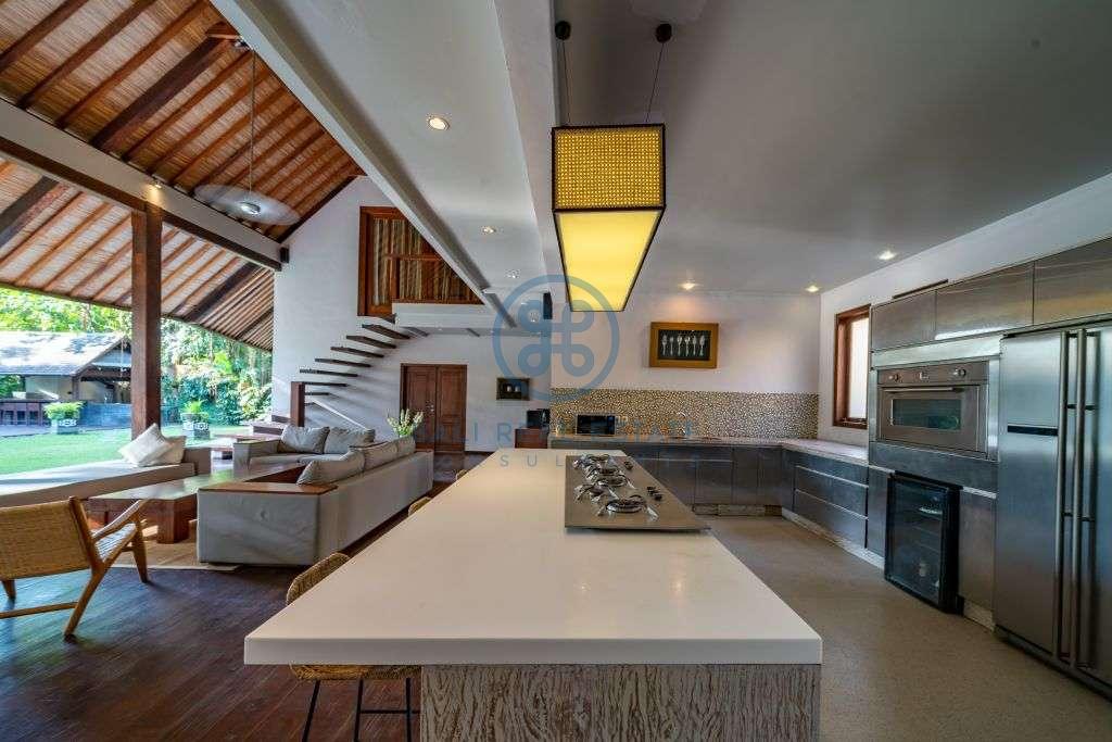 bedrooms villa estate view canggu for sale rent