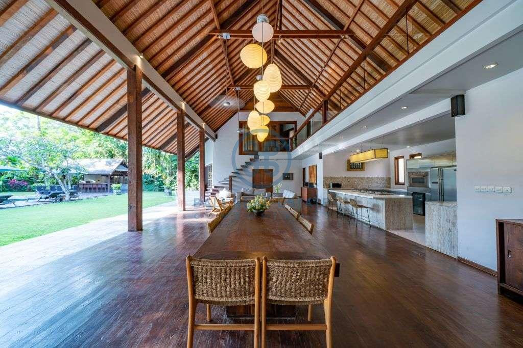 bedrooms villa estate view canggu for sale rent