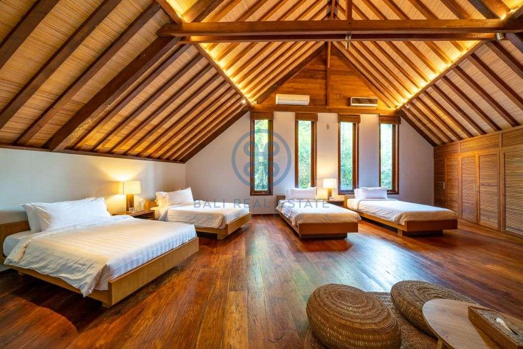 bedrooms villa estate view canggu for sale rent