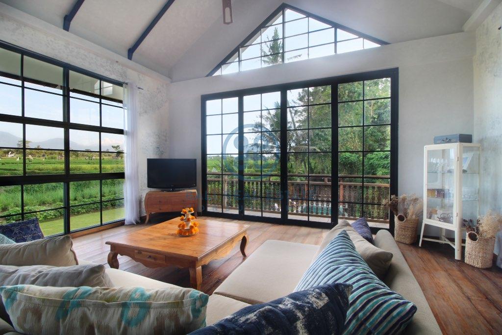 bedroom family villa in ubud for sale