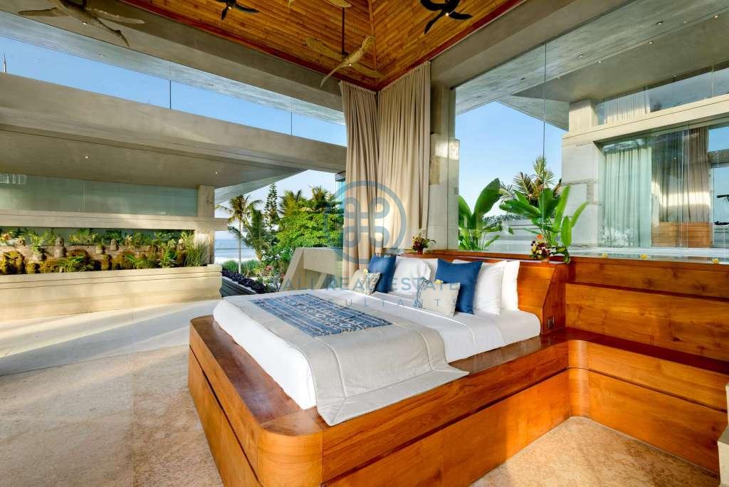 bedroom oceanfront villa for sale