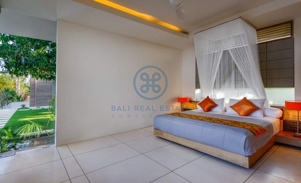 bedroom villa pool view balangan uluwatu for sale rent