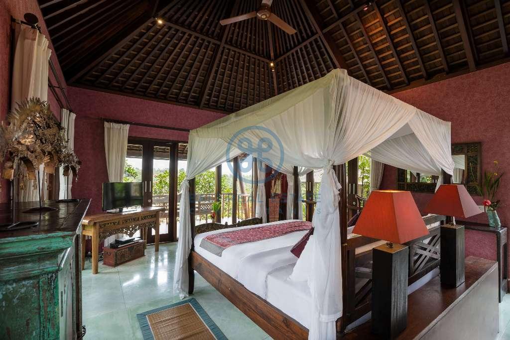 bedroom estate in ubud for sale