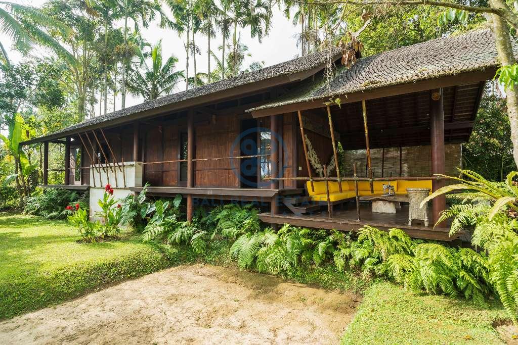 bedroom estate in ubud for sale