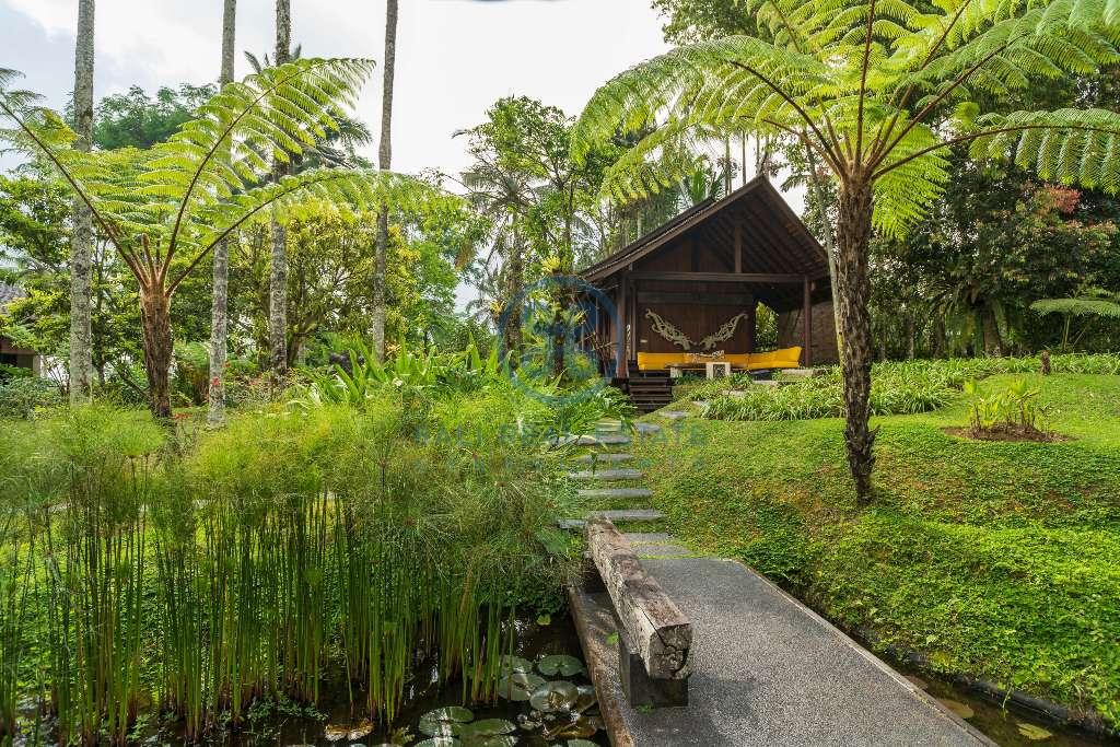 bedroom estate in ubud for sale