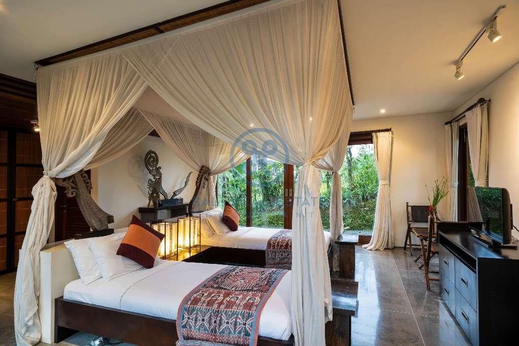 bedroom estate in ubud for sale