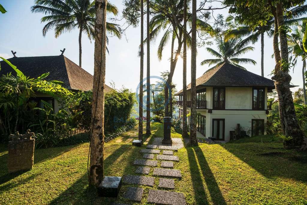 bedroom estate in ubud for sale