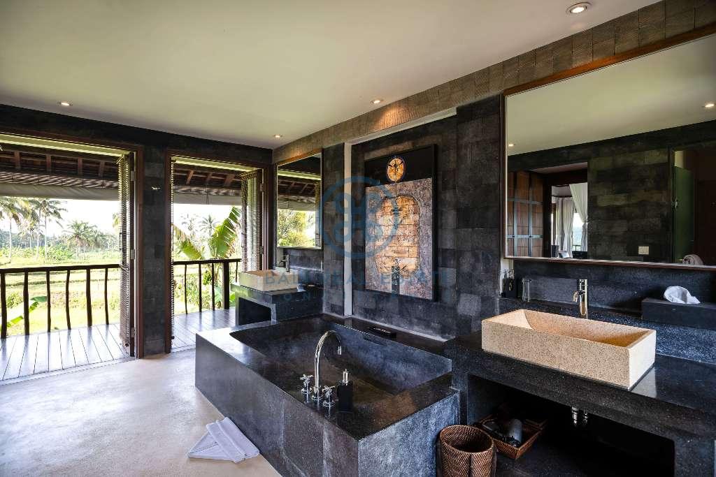 bedroom estate in ubud for sale