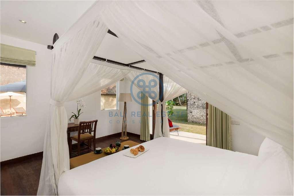 bedroom beachfront villa for sale in tabanan