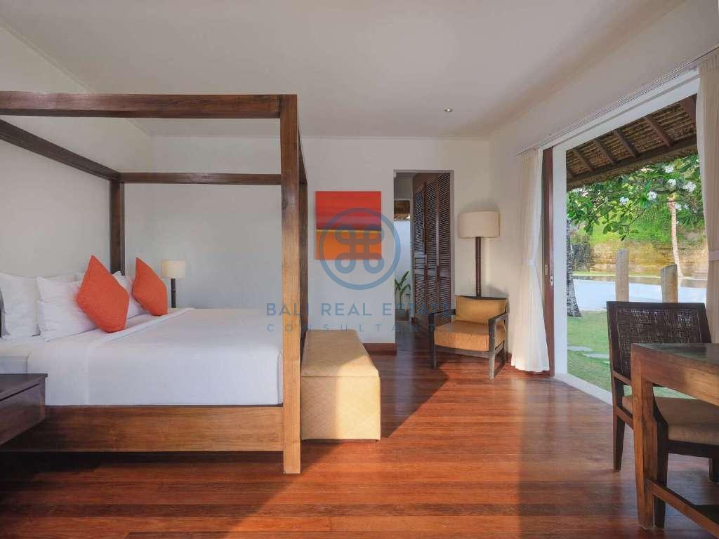 bedroom beachfront villa for sale in tabanan