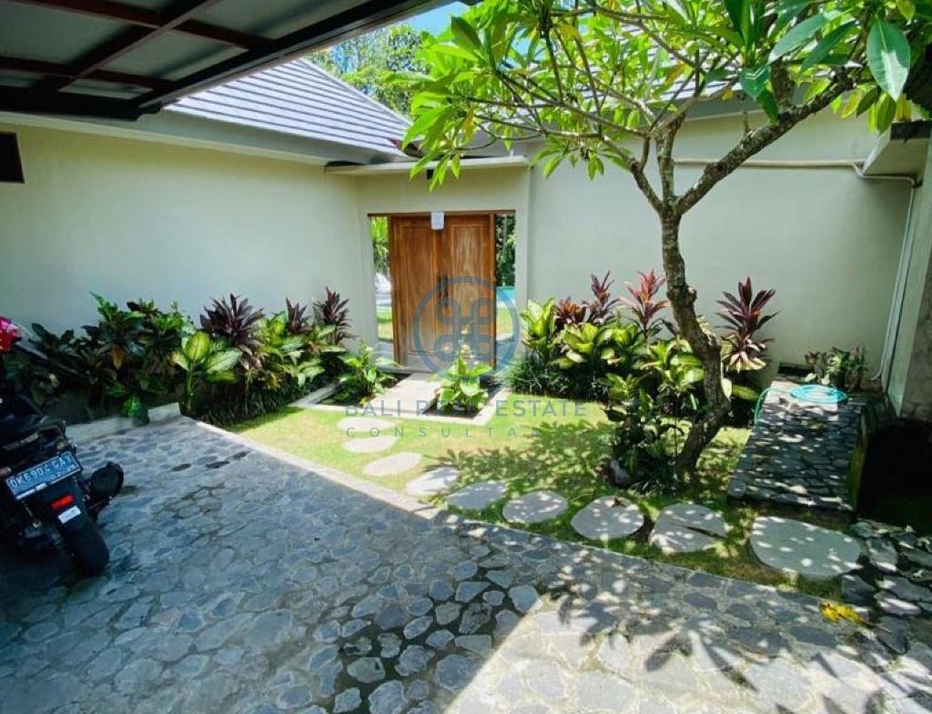 bedroom villa in tabanan for sale