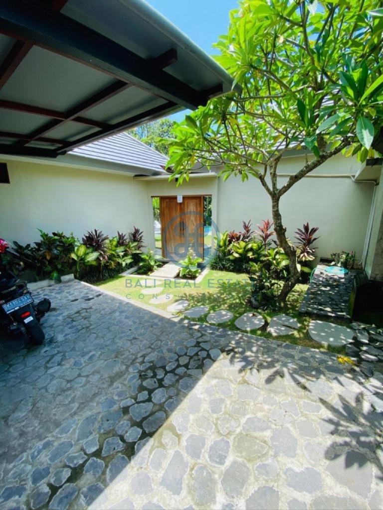 bedroom villa in tabanan for sale