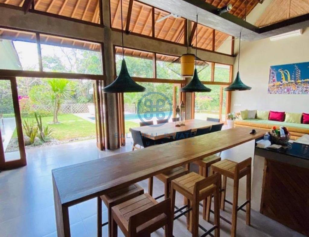 bedroom villa in tabanan for sale