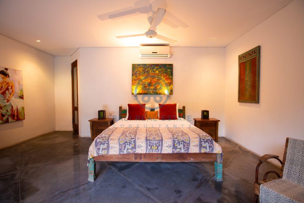 bedroom family home villa seminyak for sale rent