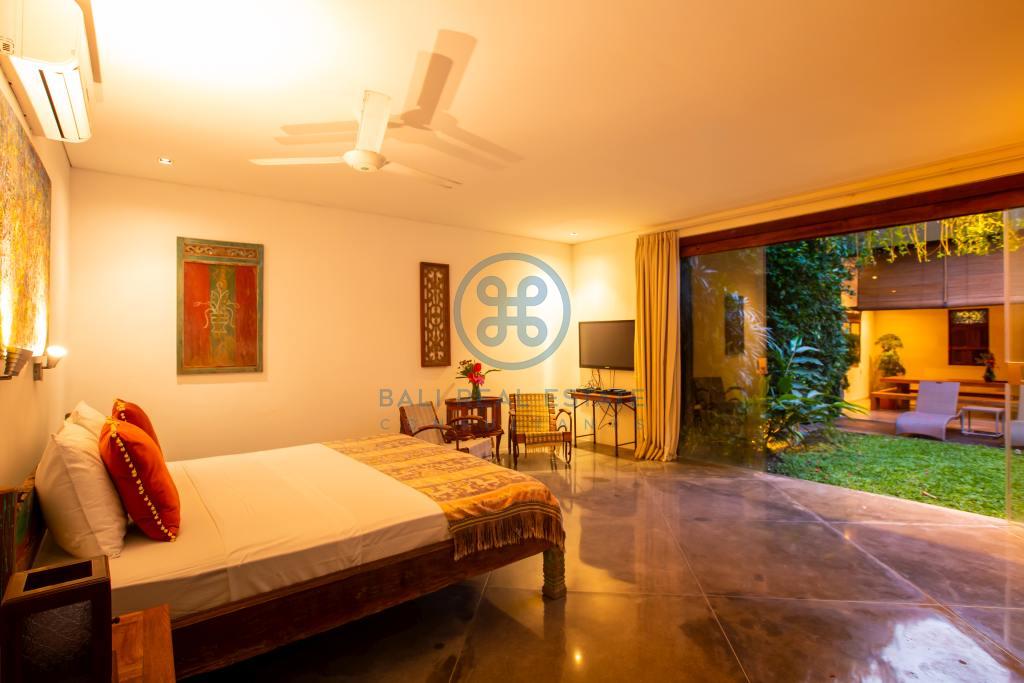 bedroom family home villa seminyak for sale rent