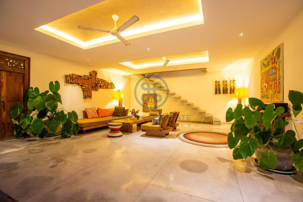 bedroom family home villa seminyak for sale rent