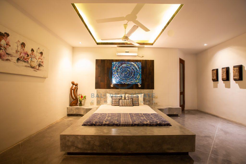 bedroom family home villa seminyak for sale rent