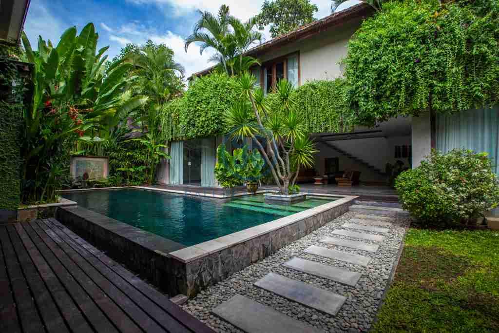 bedroom family home villa seminyak for sale rent