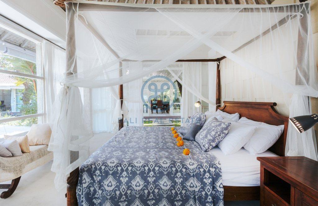 bedroom modern villa for sale rent